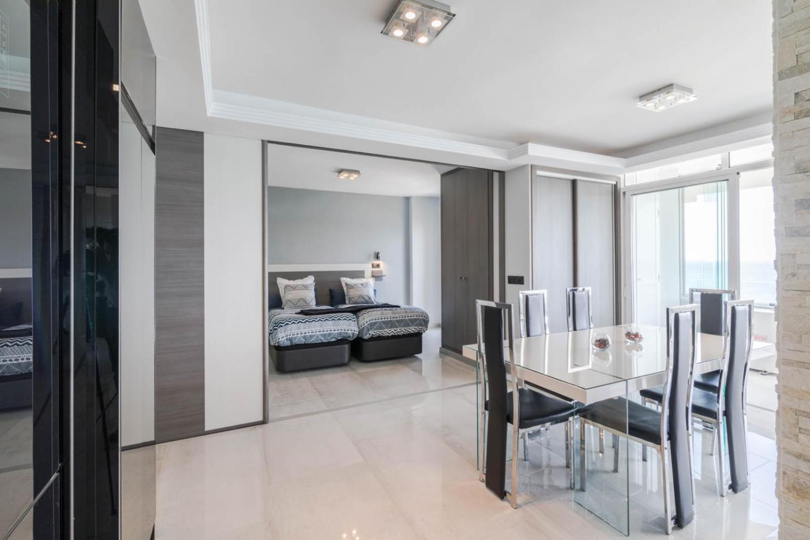 Deluxe Supreme Apartment มาลากา ภายนอก รูปภาพ