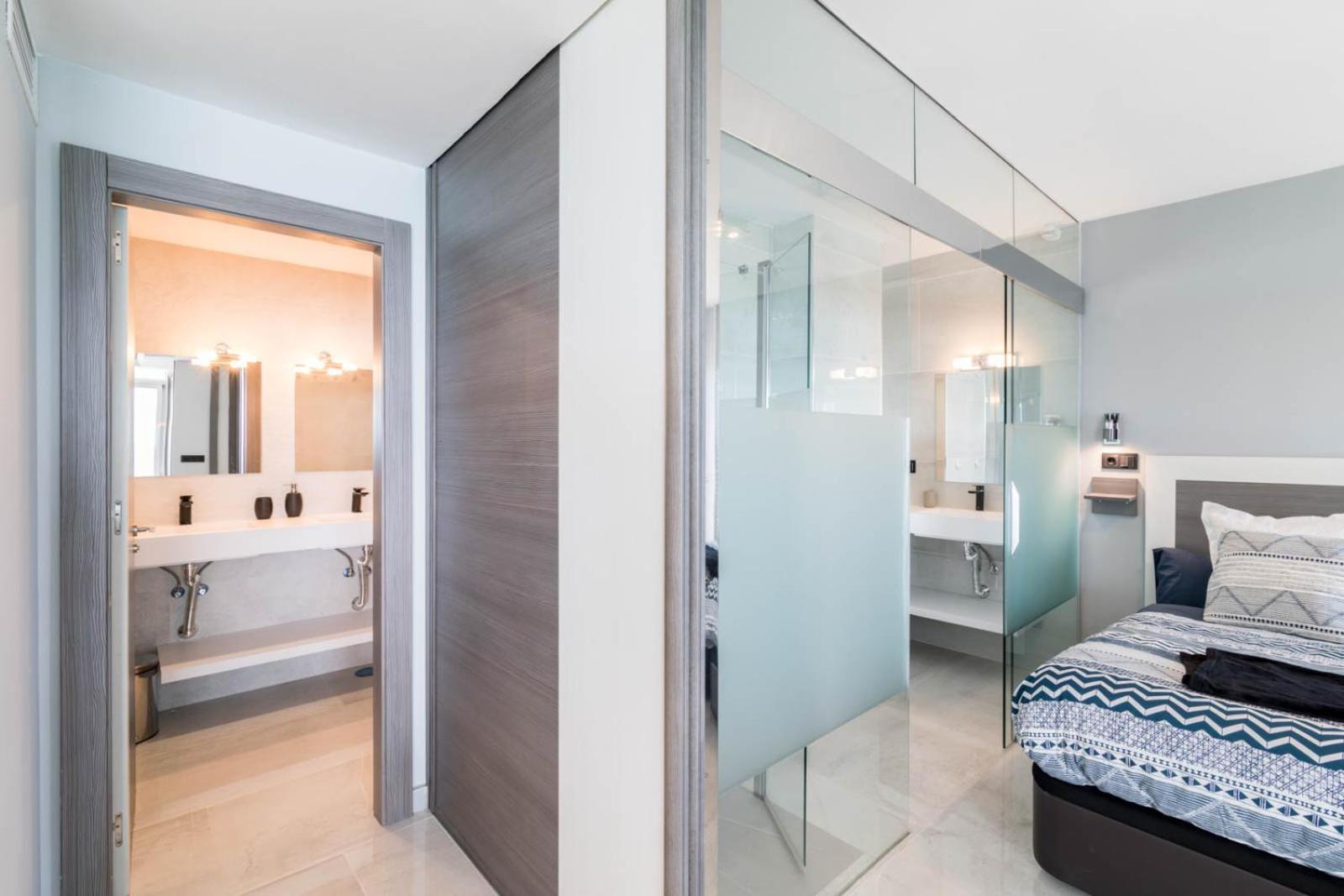 Deluxe Supreme Apartment มาลากา ภายนอก รูปภาพ