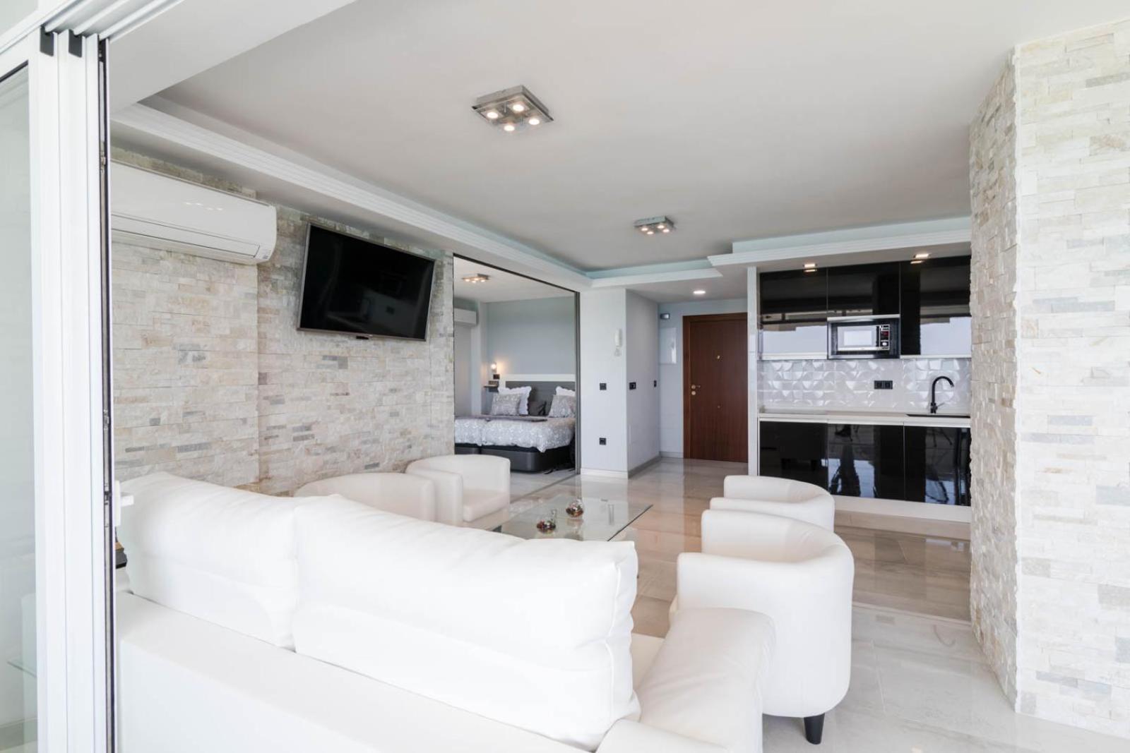 Deluxe Supreme Apartment มาลากา ภายนอก รูปภาพ