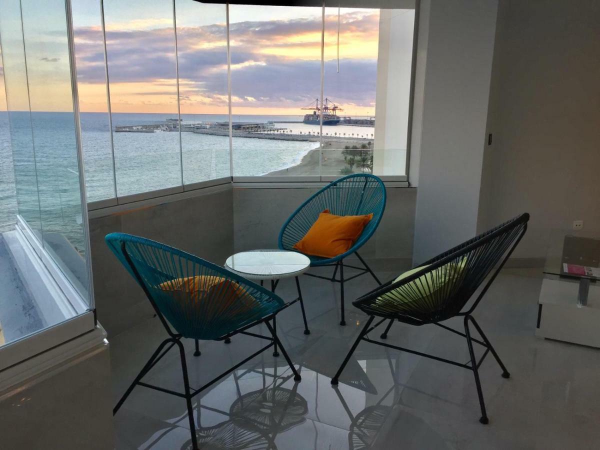 Deluxe Supreme Apartment มาลากา ภายนอก รูปภาพ