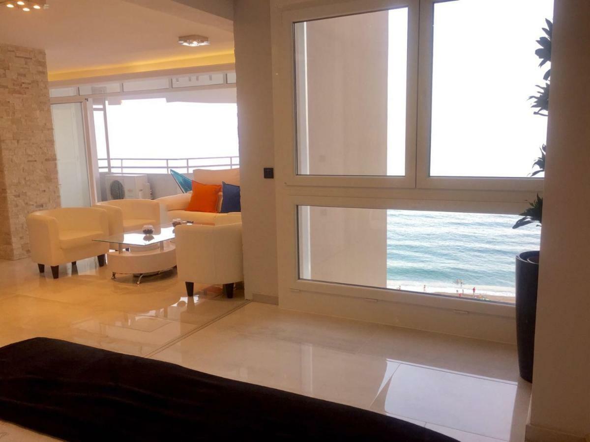 Deluxe Supreme Apartment มาลากา ภายนอก รูปภาพ